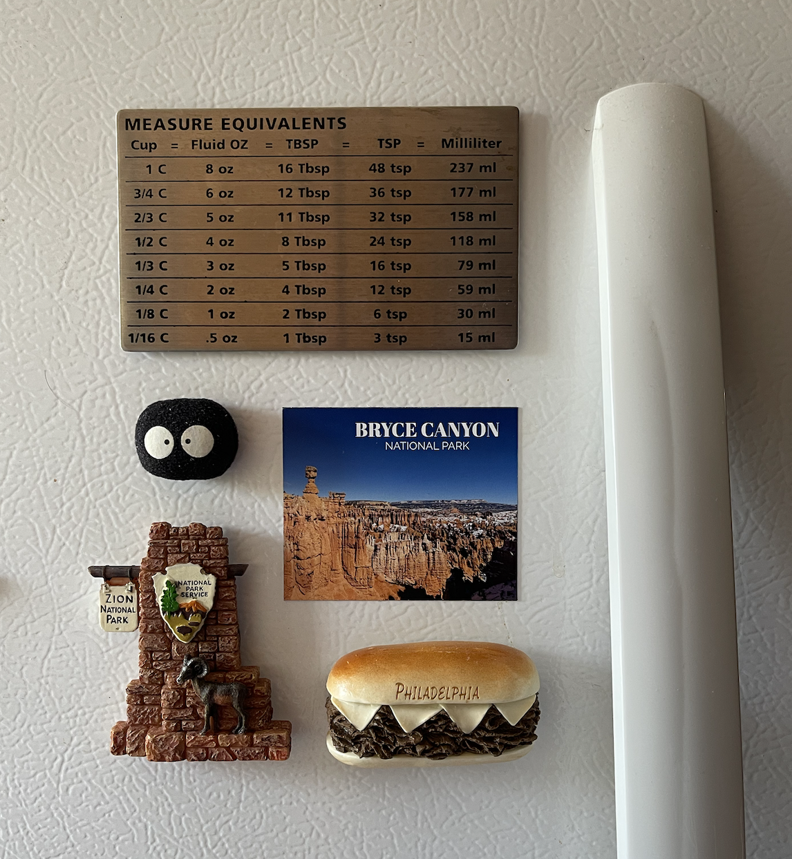 bryce canyon magnet on refrigerator