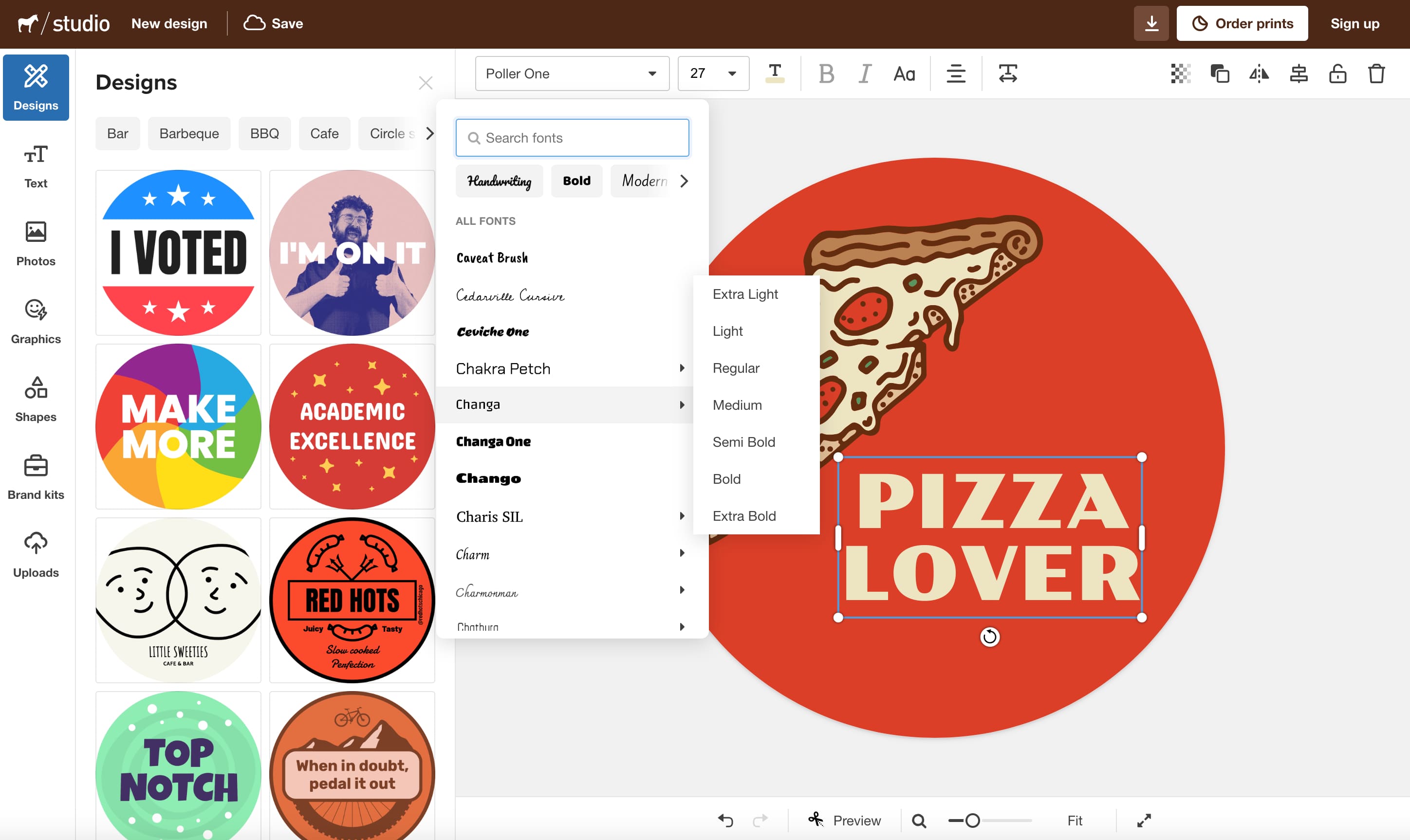 Font options in the Studio feature from Sticker Mule with a dropdown of all available fonts together with a round ‘Pizza Lover’ sticker design.
